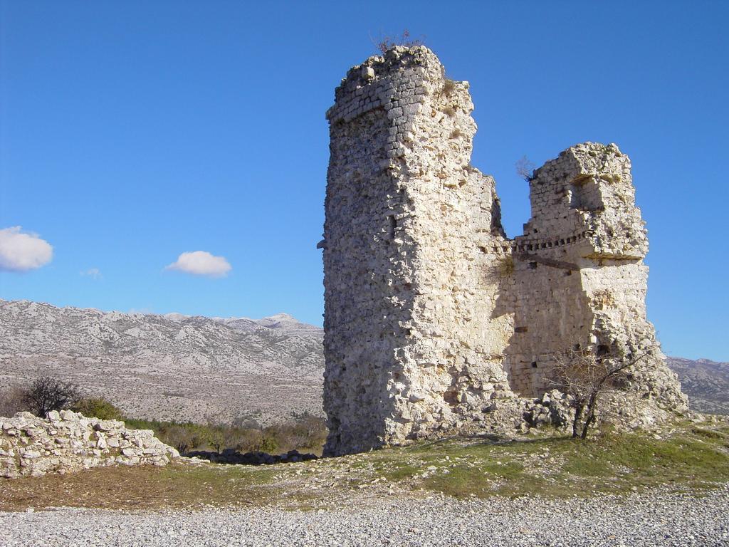 Apartments Dalmacija ستاريغغاد باكلينتسا المظهر الخارجي الصورة